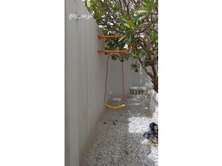 مراجيح جدارية مرجيحات
