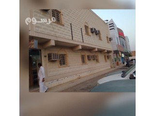 شقق وغرف عزاب للإيجار الشهري بشرق الرياض حي النهضة 0551107685